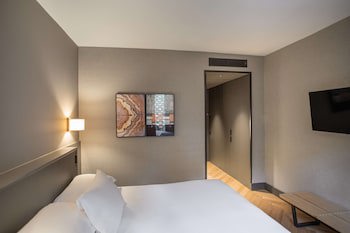 Alexandra Barcelona Hotel, Curio Collection By Hilton