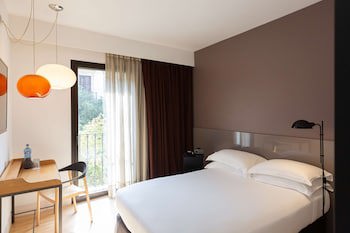 Alexandra Barcelona Hotel, Curio Collection By Hilton