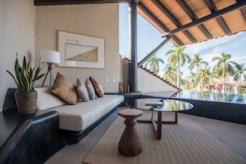 Thompson Zihuatanejo, A Beach Resort, By Hyatt