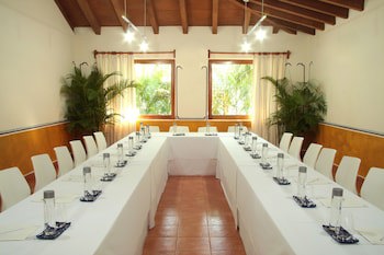 Thompson Zihuatanejo, A Beach Resort, By Hyatt