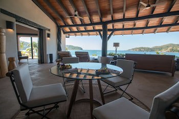 Thompson Zihuatanejo, A Beach Resort, By Hyatt