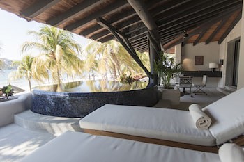Thompson Zihuatanejo, A Beach Resort, By Hyatt