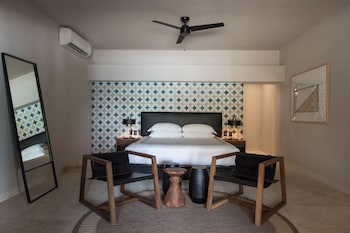 Thompson Zihuatanejo, A Beach Resort, By Hyatt