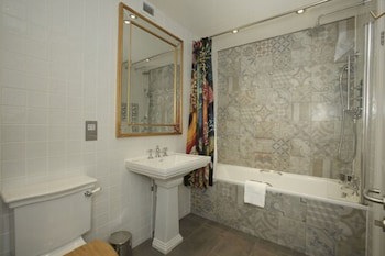 The Angel Hotel