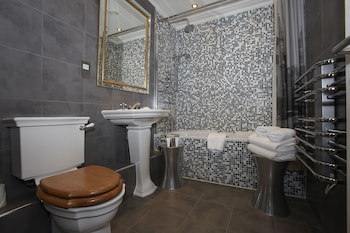 The Angel Hotel