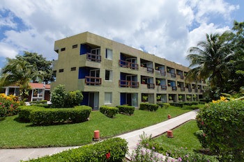 Casa Del Mar Cozumel Hotel & Dive Resort