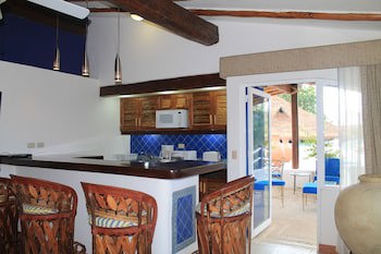 Casa Del Mar Cozumel Hotel & Dive Resort