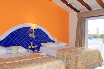 Casa Del Mar Cozumel Hotel & Dive Resort