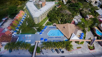 Casa Del Mar Cozumel Hotel & Dive Resort