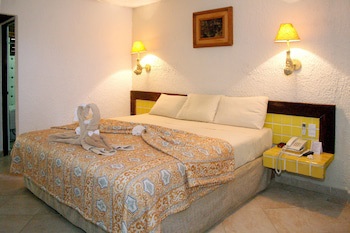 Casa Del Mar Cozumel Hotel & Dive Resort