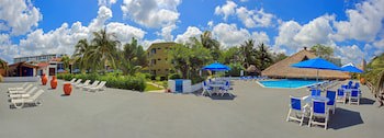 Casa Del Mar Cozumel Hotel & Dive Resort