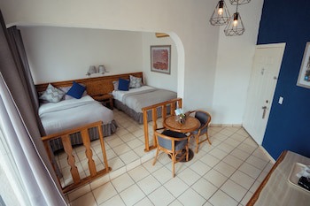 Buena Vista Oceanfront & Hot Springs Resort