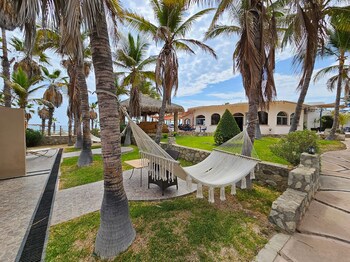 Buena Vista Oceanfront & Hot Springs Resort