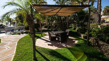 Buena Vista Oceanfront & Hot Springs Resort