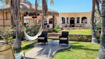 Buena Vista Oceanfront & Hot Springs Resort