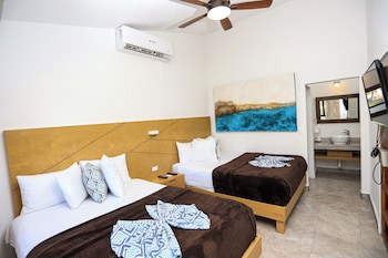 Buena Vista Oceanfront & Hot Springs Resort