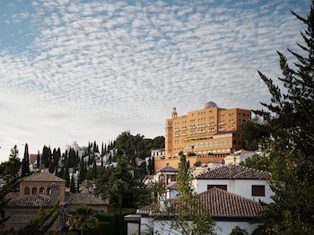 Alhambra Palace Hotel