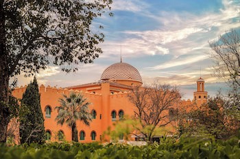 Alhambra Palace Hotel