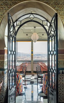 Alhambra Palace Hotel