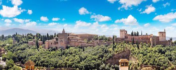Alhambra Palace Hotel
