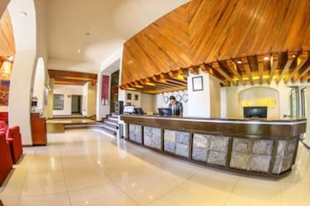 Hotel Fortin Plaza
