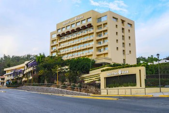 Hotel Fortin Plaza