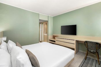 Sport Club By Isrotel Collection
