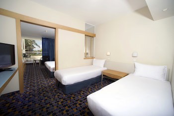 Sport Club By Isrotel Collection
