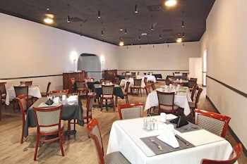 Windward Passage Hotel