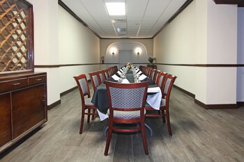 Windward Passage Hotel