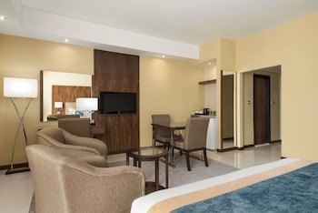 Howard Johnson by Wyndham Abu Dhabi fotoğrafı