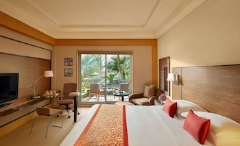 Grand Hyatt Mumbai Hotel And Serviced Apartments