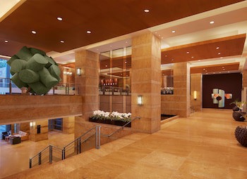 Grand Hyatt Mumbai Hotel And Serviced Apartments