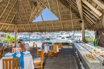 Flamingo Vallarta Hotel & Marina