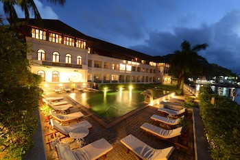 Brunton Boatyard - Cgh Earth