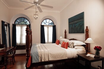 Brunton Boatyard - Cgh Earth
