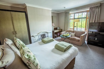 Hogarths Stone Manor