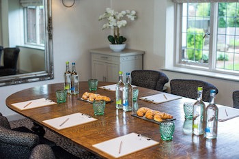 Hogarths Stone Manor