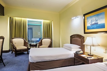 Waterfront Cebu City Hotel & Casino