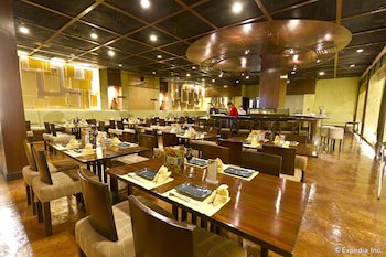 Waterfront Cebu City Hotel & Casino