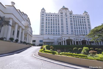 Waterfront Cebu City Hotel & Casino