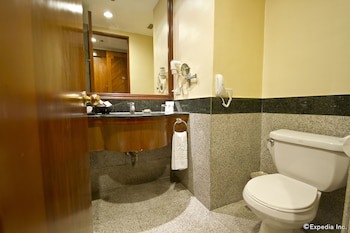 Waterfront Cebu City Hotel & Casino