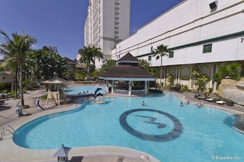 Waterfront Cebu City Hotel & Casino