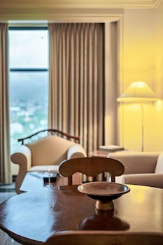 Waterfront Cebu City Hotel & Casino