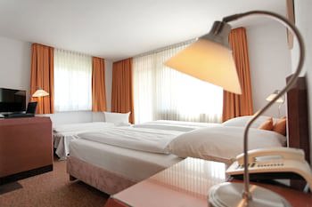 Hotel Flora Stuttgart - Mohringen galeri fotoğrafı