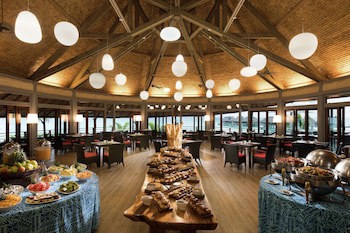 Hilton Moorea Lagoon Resort And Spa