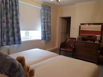 Noel Arms Hotel