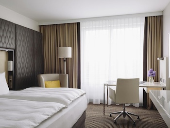 Pullman Berlin Schweizerhof galeri fotoğrafı