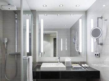Pullman Berlin Schweizerhof galeri fotoğrafı