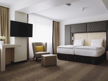 Pullman Berlin Schweizerhof fotoğrafı